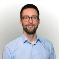 Dr_med_Martin_Wetzel-thegem-testimonial